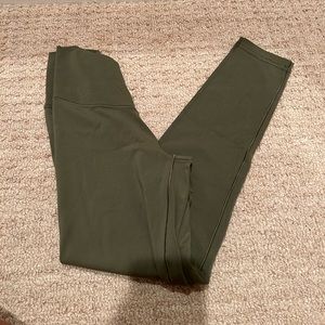 Arie crossover leggings